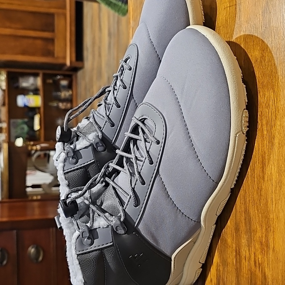 HIKE MULTI COLOR GREY/CHARCOAL HIKING BOOTS 💲REDUCED‼️